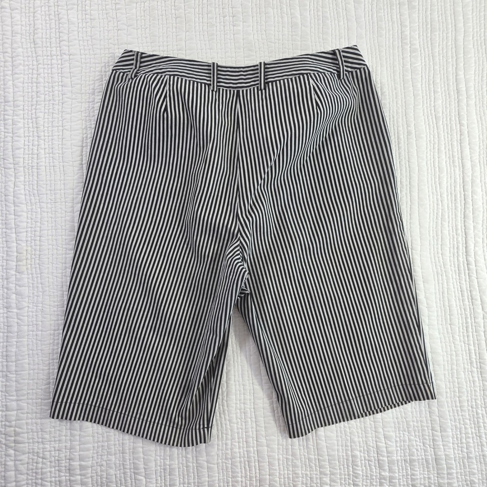 Harve Benard Womens Black White Striped Bermuda Shorts Size 16 EUC 6XM5614450 39